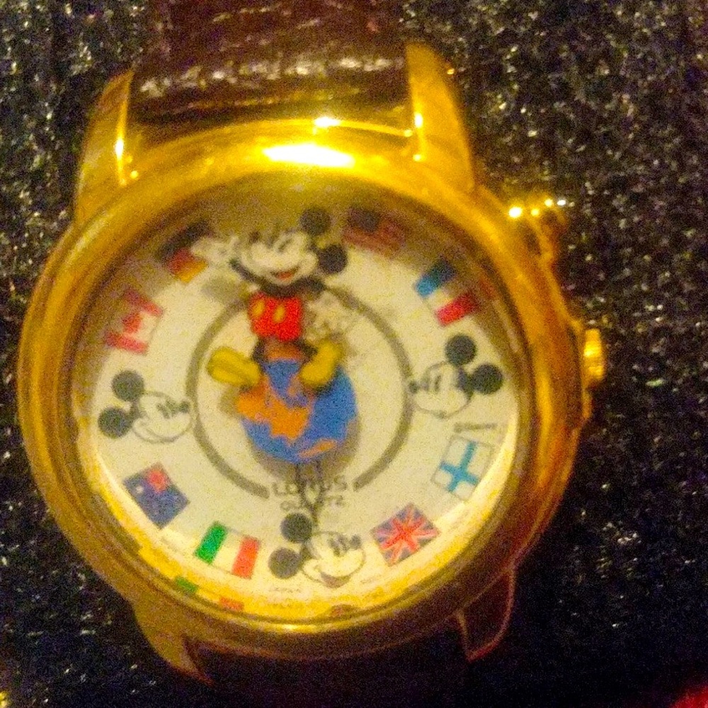 Vintage Amusement Park bought Its a small world Mickey Mouse watch
